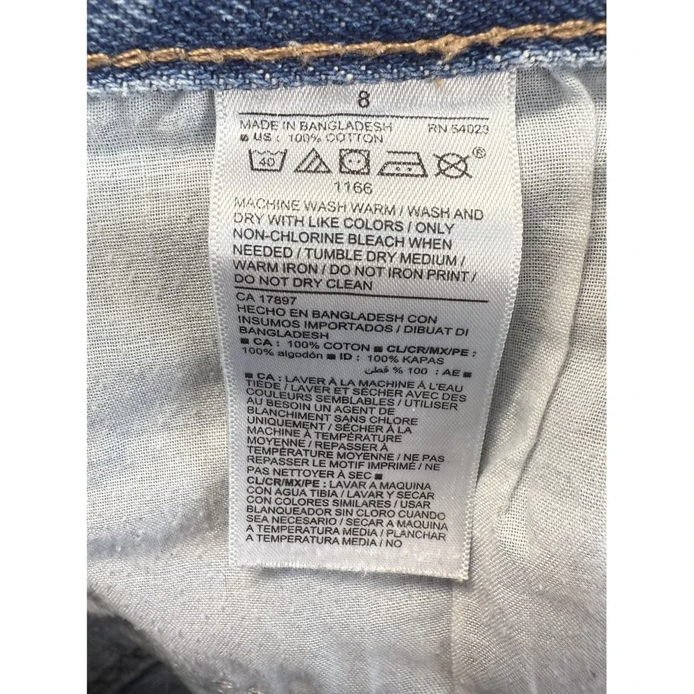 Old Navy Women's Sz 8 Cut Off High-Rise Distressed 100% Cotton Blue Denim Shorts